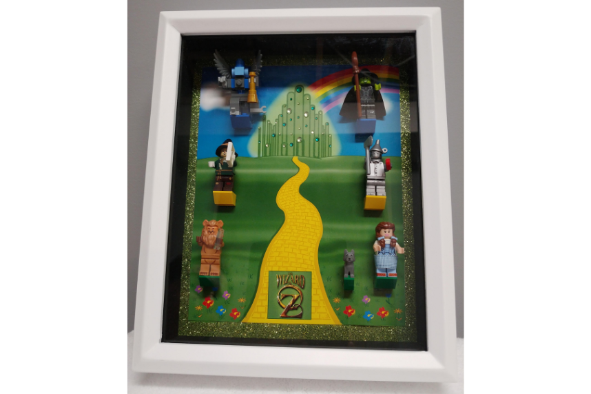 shadow box with Wizard of Oz LEGOS