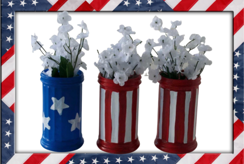 Flag border with 3 vases painted as the American flag. 