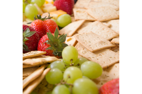 Fruit and crackers